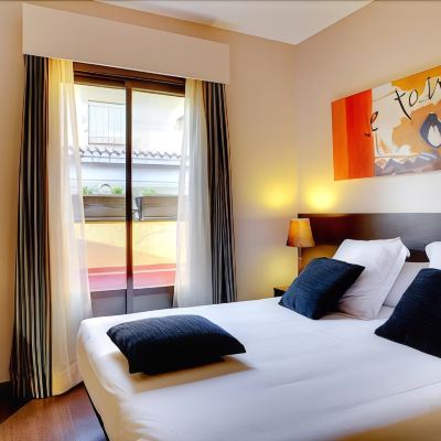 Double Room with Balcony THC Tirso Molina Hostel Promo Code