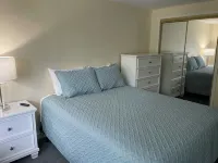 BEAUTIFUL IN TOWN! - 2 Bedroom 1 Bath on Rehoboth Ave.Walk to Beach and Shops! Ξενοδοχεία στην πόλη 