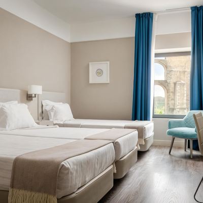 Triple Room Hotel Dom Luis Promo Code