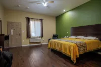 Texas Bungalows Hotel & Hotel Que at Lakeline Austin Cedar Park