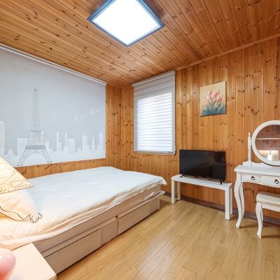 Plum Blossom Buan Pine Tree Sunset Pension 쿠폰