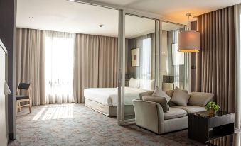 Chor Cher The Luxury Green Hotel - Housity