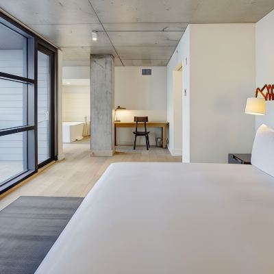 King Studio with Balcony and Tub Boro Hotel New York Promo Code