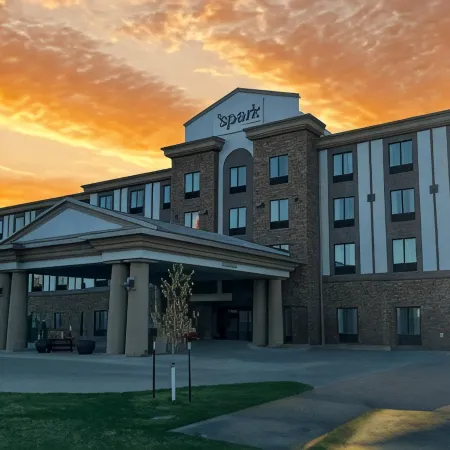Spark by Hilton Glendive