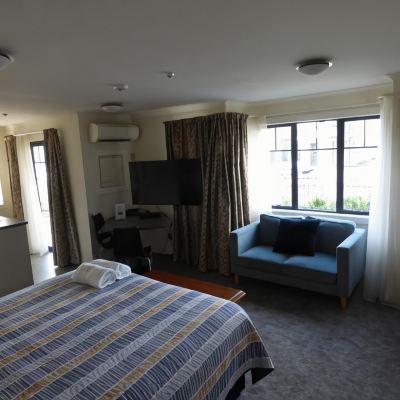 King Studio Sahara Motels Promo Code