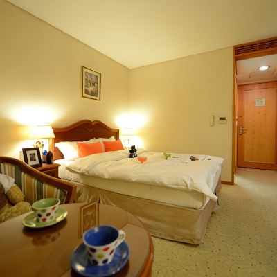 수페리어 더블룸 (금연) 온양관광호텔 쿠폰