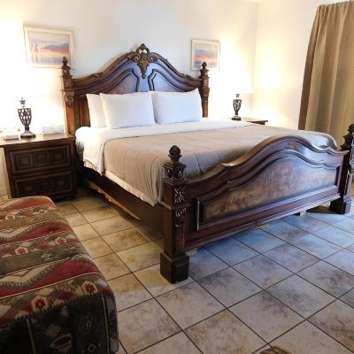 King Room Drifter Motel Promo Code