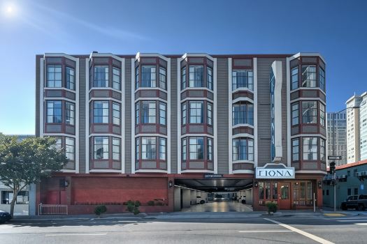 Hotel Fiona – No Resort Fee
