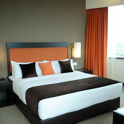 Bilik Katil King Size Premium Menara A (Bebas Asap Rokok) Kupon HOCK LEE HOTEL & RESIDENCES