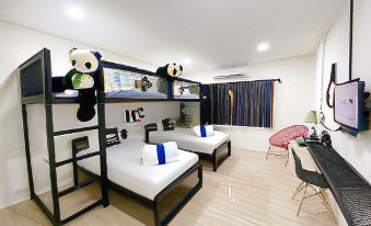 Panda Home @ Cafe Songkhla