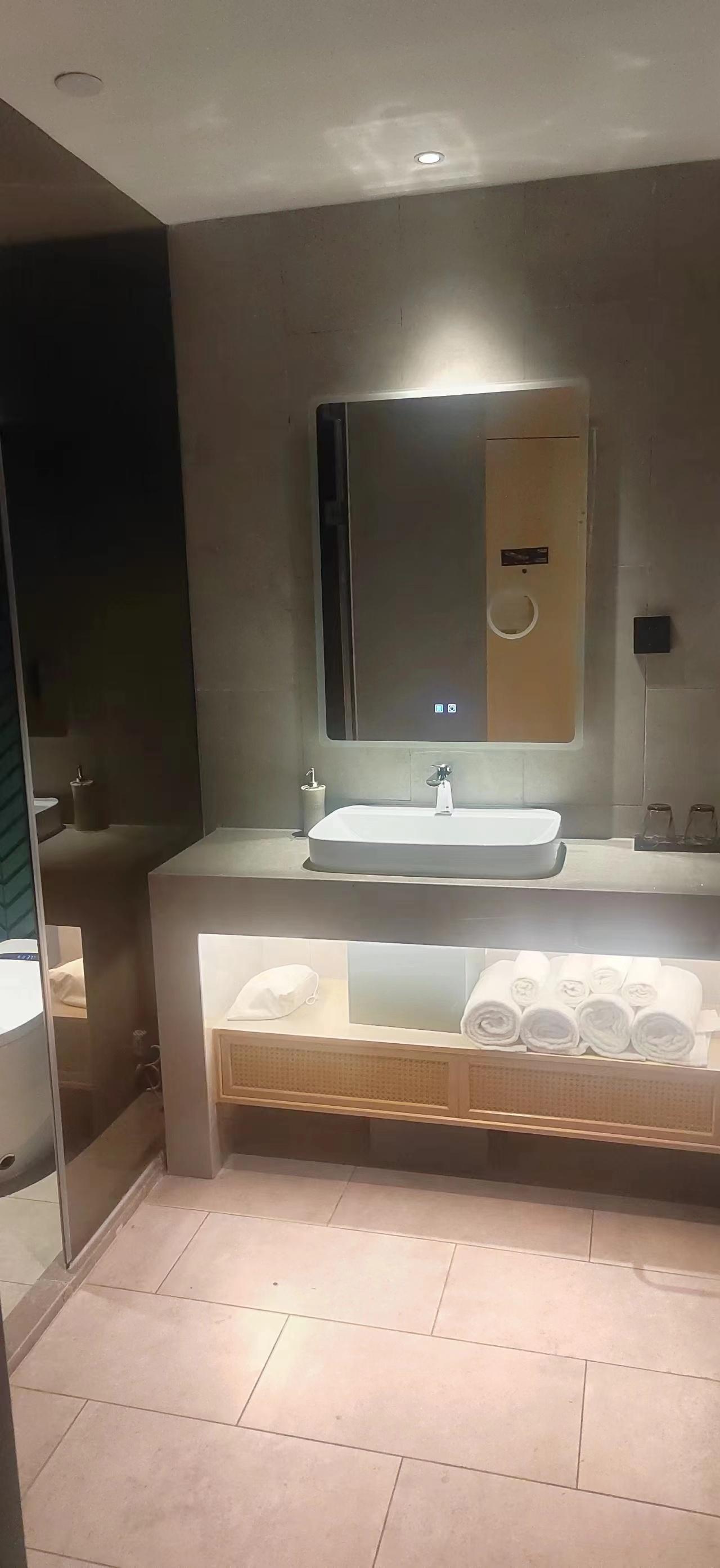 套房（智能客控+深睡记忆枕+迷你冰箱）