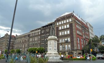 Zocalo Central & Rooftop Mexico City - Housity