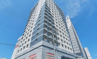 World Sky Residence Hotel - Housity