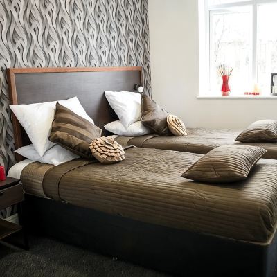 Standard Twin Room, 2 Twin Beds, Non Smoking, Ensuite IBI IMPERIAL - SALFORD Promo Code