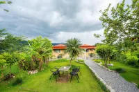 Zostel Pokhara Hotel a 