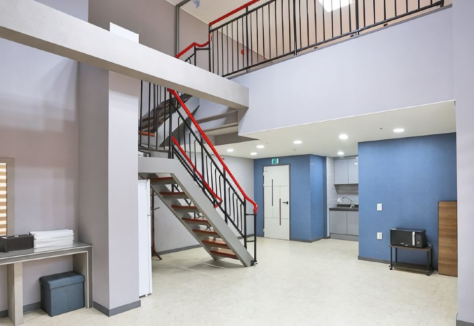 201号房（复式）