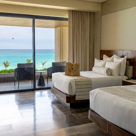 Secrets Mirabel Cancún Resorts and Spa