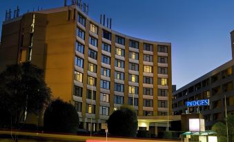 Rydges Camperdown, an EVT hotel