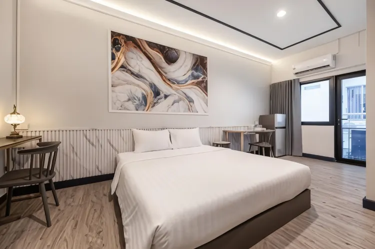 ดีลักซ์ ดับเบิ้ล รูม