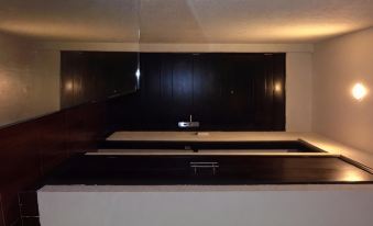 Hotel Victoria Inn - Housity