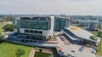 โรงแรมราอีย่า & ศูนย์ประชุมคูชิง โรงแรมใน