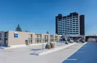 Travelodge by Wyndham Hotel & Convention Centre Quebec City Các khách sạn ở 
