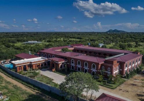 โรงแรมเอนเชียนท์ พุกาม