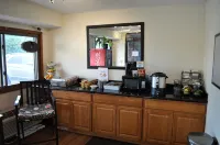 Super 8 by Wyndham Petoskey
