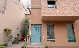 3B Barranco's - Chic and Basic - B&B - Housity