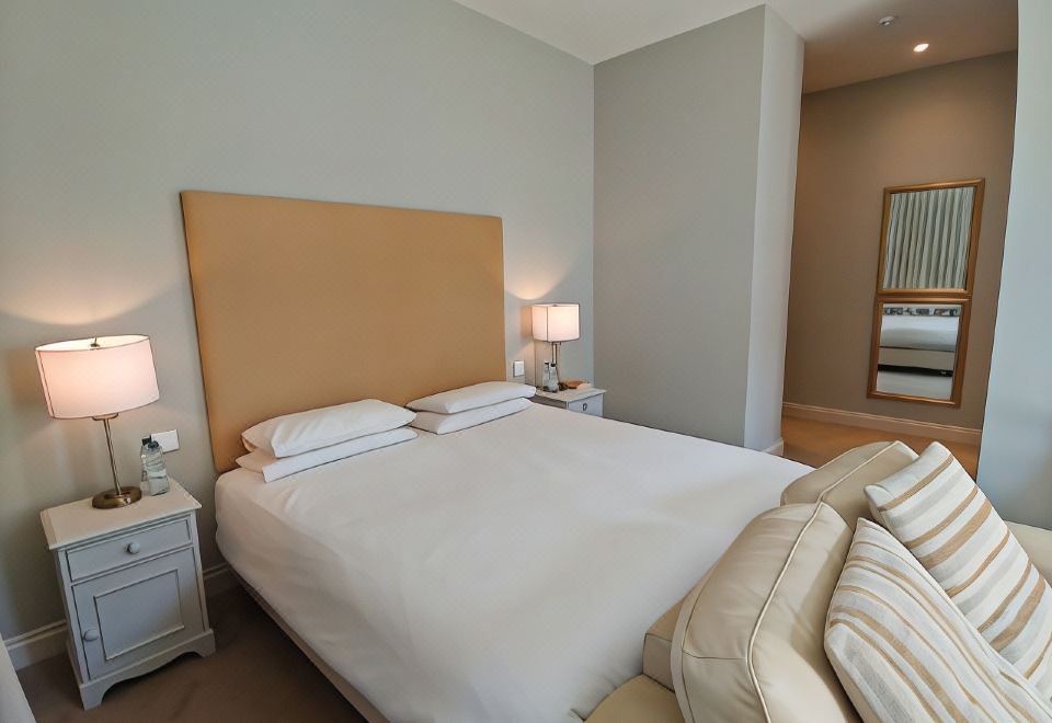 部分海景行政双人房带 阳台,