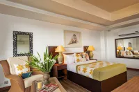 Fox Kandy by Fox Resorts - Luxury in the Mist