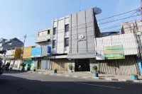 MyPodRoom Capsule Hotel Hoteles en 