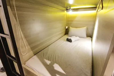 MyPodRoom Capsule Hotel Hoteles en 