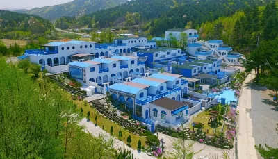 Yangyang Midterranean Pool Villa (Independent Pool Villa / Individual Pool) のホテル