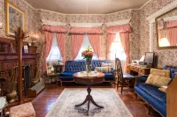 The Coolidge Corner Guest House: A Brookline Bed and Breakfast