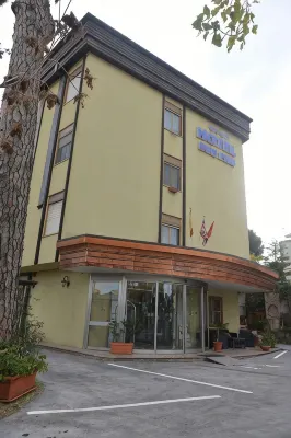 Hotel Due Pini Hotels in 