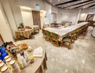Golden Walls Hotel