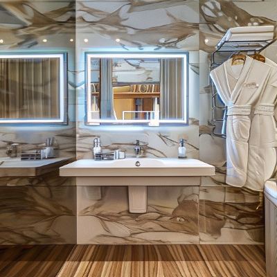 Super Suite With Hydromassage Bath Premium Promo Code