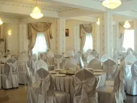 Hotel Ark MS โรงแรมในทาราซ