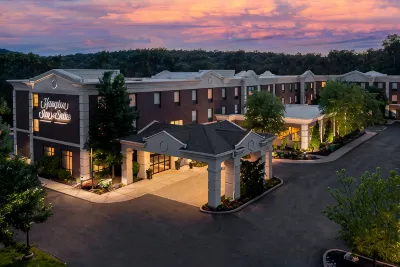 Hampton Inn & Suites Hartford/Farmington Hotel a 