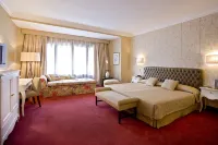 Hotel Carlton Hotels in 