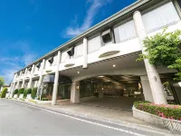HOTEL CRYSTAL PALACE Các khách sạn ở 