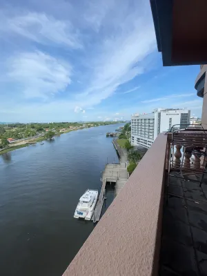 Riverbank Suites Riverview 507