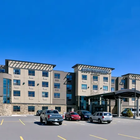 Best Western Premier Freeport Inn Calgary Airport
