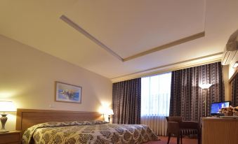 Hotel Doro City - Housity