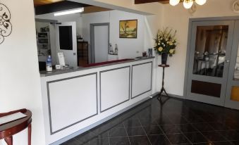 Bordertown Motel - Housity