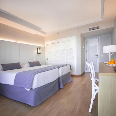Superior Double Room with Double or Twin and Sea View