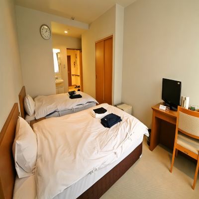 [Spacious Twin For Single Use]Twin 13 Square Meters [Standard] [Twin Room] [Non-Smoking] 天然温泉　尾道ふれあいの里 クーポン