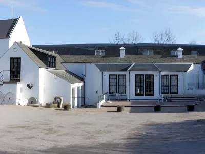 The Mill House Hotel Отели в г. 