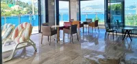 Blanc Hotel & Resort